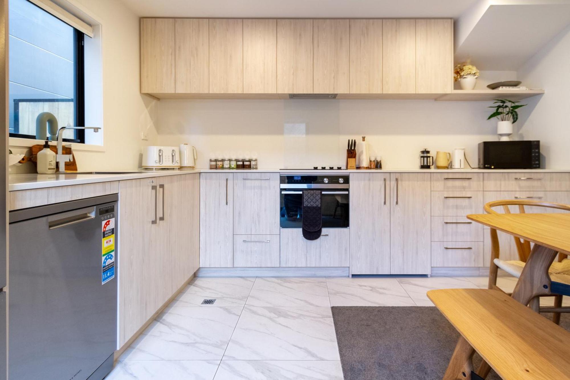 Stylish Central City Townhouse Next To Little High 基督城 外观 照片